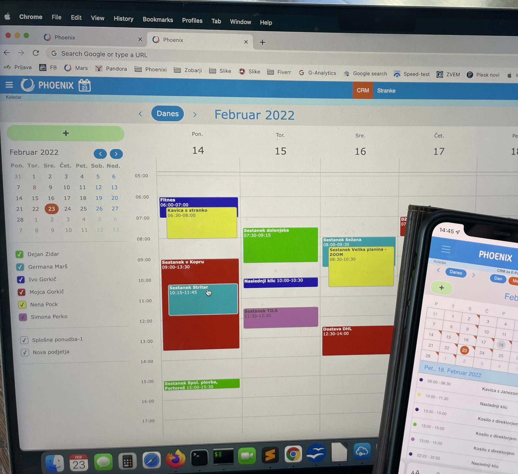 CRM na različnih napravah